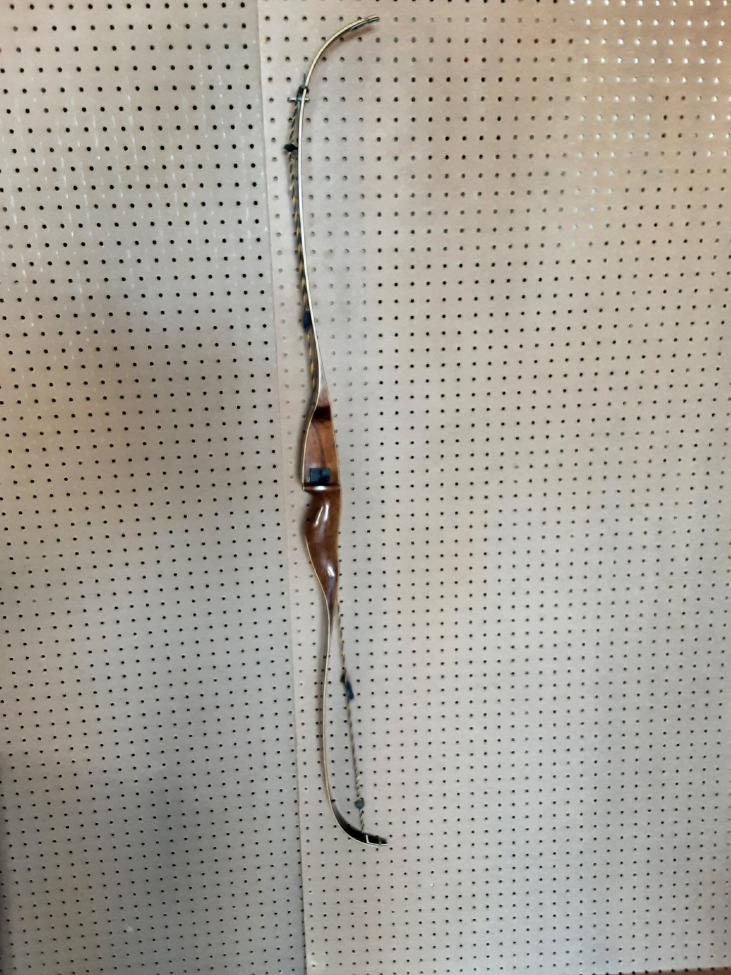 Browning Wasp 56" 41@28 used bow