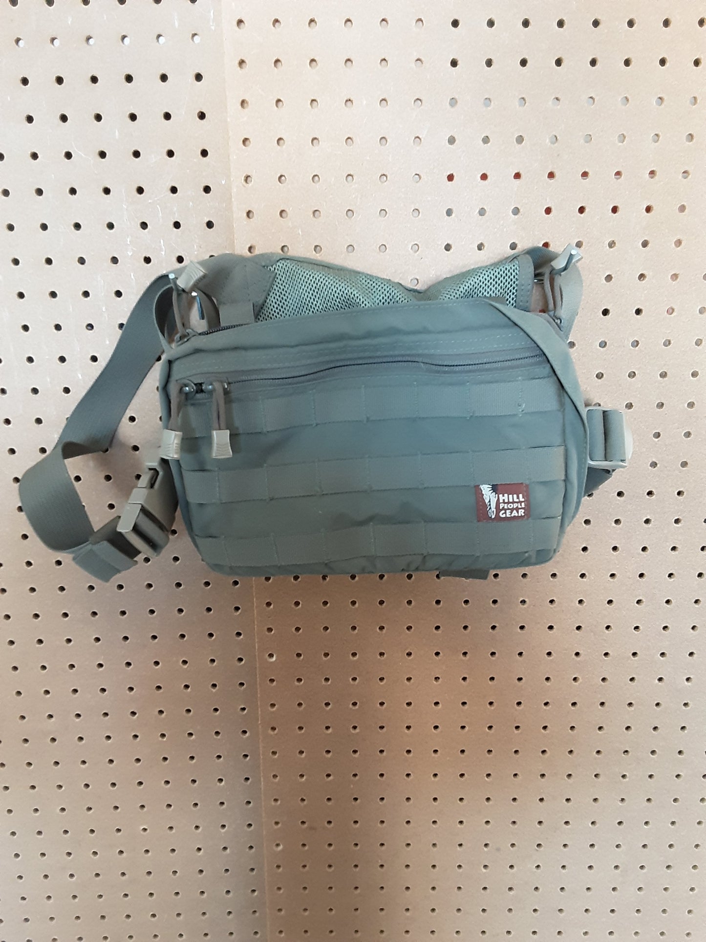 Hill people Gear chest pack. used